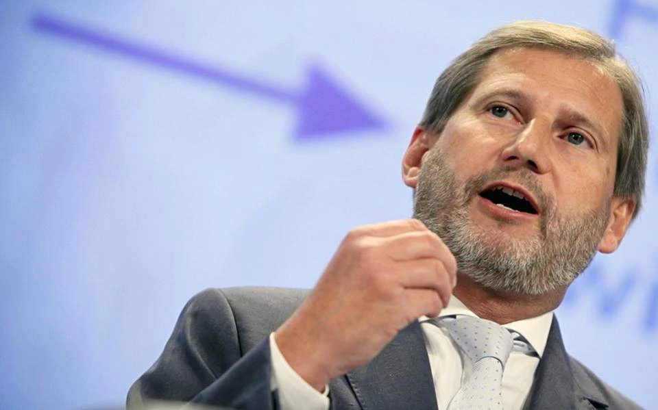 Ανακατασκευάζουν τις δηλώσεις Χαν: Δεν αναφέρθηκε σε αλλαγή συνόρων